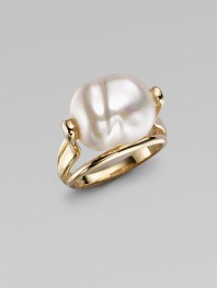 The creamy luster and organic shape of a baroque pearl is the centerpiece of a ring of polished 18k gold vermeil. 16mm baroque white organic man-made pearl 18k gold vermeil Made in Spain