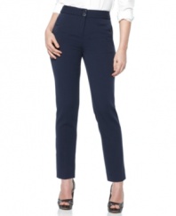 Jones New York Signature makes these petite pants extra stylish with polished button details and a chic silhouette.