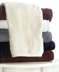 Decadent softness is an affordable luxury with Bianca FineSpun bath towels. Embrace the wonderfully plush all-cotton hand towel in six versatile hues, each an easy match for the traditional or contemporary bath.