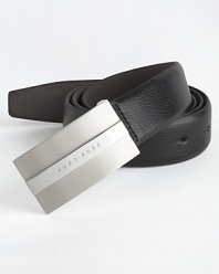 30 mm leather belt with solid buckle with Hugo Boss logo.