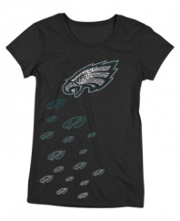Sport your Eagles spirit along with some added sparkle with this can't-miss rhinestone tee from Reebok.
