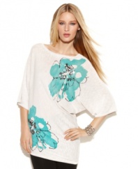 Slouchy chic, sparkling sequins and wild blooms – this petite INC tunic sweater truly has it all!