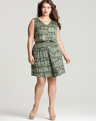 T Bags Plus Size Printed Dress