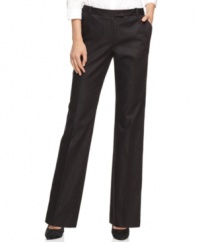 With a slight sheen to update these Calvin Klein Madison trousers, they're a stylish addition to your workwear wardrobe!