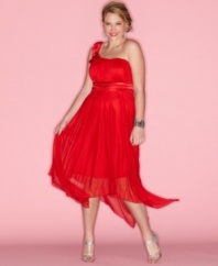 Be the belle of the ball with Trixxi's one-shoulder plus size dress, finished by an empire waist and rosette trim.