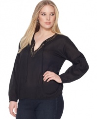 Make the boho-chic look your own with a beaded plus size MICHAEL Michael Kors tunic. Perfectly paired with skinny jeans or leggings!