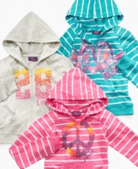 Get graphic! She'll have no problem telling everyone how much she loves this hoodie from So Jenni.