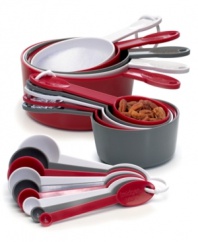 The definitive collection of measuring spoons and cups, this set from Progressive helps you reach new levels of precision in your kitchen. Lifetime warranty.