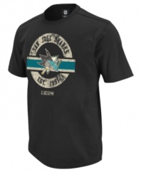 Take a bite out of team style with this vintage-inspired San Jose Sharks t-shirt from Reebok.