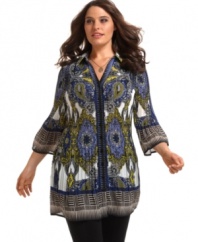 Liven up your leggings with Alfani's three-quarter sleeve plus size tunic top, highlighted by an electrifying print.