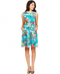 Evan Picone's floral-printed dress is just the way to spring into the new season's celebrations. Bright, refreshing bursts of color make this belted silhouette shine.