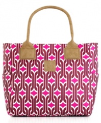 Your travel style is off the chain. Perfectly sized for everyday wear and quick overnight trips, this carryall is the perfect way to express yourself, coming in a bright, bold geometric chain print or a sassy animal print-either way, you'll leave your mark on travel!  10-year warranty. Qualifies for Rebate