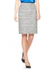 Jones New York updates the classic petite pencil skirt with a gorgeously textural stitch detail throughout. It's a cinch to pair with pieces already in your closet! (Clearance)