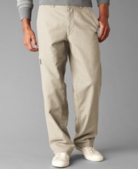 Your favorite brand for work just became your go-to for the weekend. These Dockers cargo pants are the ultimate in comfort-sized right for you.