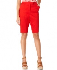 Jones New York Signature's petite shorts feature a clean front and straight fitting bermuda silhouette that make them look extra sleek. (Clearance)