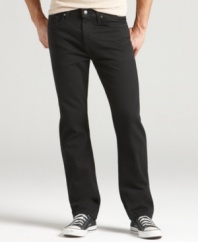 Sometimes you get tired of singing the blues. Switch it up in straight-leg black jeans from Tommy Hilfiger.