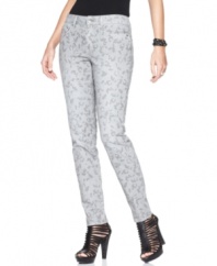 Steal the show in these petite skinny jeans from DKNY Jeans, featuring an allover tonal camouflage print. Pair them with strappy pumps for rocker-chic style. (Clearance)