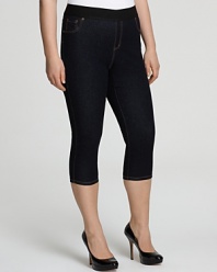 Cut with a generous amount of stretch and saturated in a dark wash, these Karen Kane jeggings endlessly flatter. Pair with pumps for a lithe, elongated leg line.
