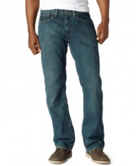 Looking for a reliable, go-to pair of jeans? Turn to these comfortable Levi's and complete the perfect laid-back look.
