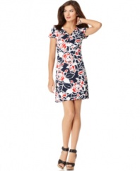 An abstract floral print adds pretty appeal to this petite dress by Jones New York--so does the neckline, accented by a unique drawstring detail and ruching at the center of the bust.
