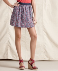Keep it short and sweet with this floral skirt from Tommy Hilfiger, featuring a flirty hem line and grosgrain ribbon waistband!