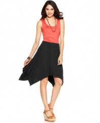 Cha Cha Vente's jersey skirt charms them all with its flippy cut and kicky handkerchief hem!
