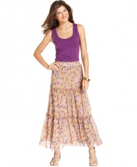 Channel a boho-chic look with Ellen Tracy's modern floral-printed skirt. Pair it with a bright tank top or scoop-neck tee for everyday style that stays feminine.