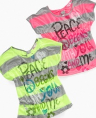 Her style will come together with the sweet style of this graphic neon peace tee from Sugar Tart.
