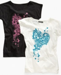 Dream up a darling look. The cute glitter graphic on the front of this tee from Baby Phat gives her look an extra shimmer.