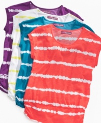 With tie-dye-inspired stripes, this dolman-sleeve top from Epic Threads is the perfect style to catch the sun from summer into fall.