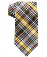 Be a little more rad in plaid. This Ben Sherman skinny tie adds a note of rakish prepster style to your suit.