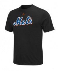 For every pitch, slide and dive, be there to represent your hometown heroes with this New York Mets T shirt from Majestic Apparel.