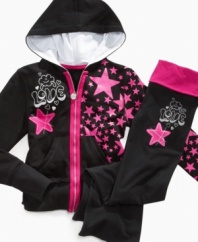 Starry night. Pretty pink stars make this cozy sweatshirt from Hoodsbee the perfect piece for back-to-school. Comes with a back-to-school special snap bracelet!