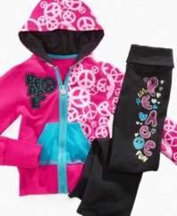 She can chill in cozy comfort with this hoodie from Hoodsbee. Comes with a back-to-school special snap bracelet!