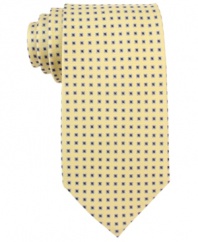 Pattern phobic? Ease into your new look with the micro print on this subtle Tommy Hilfiger tie.