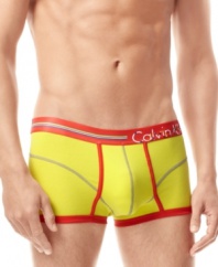 Feel free to move about your daily activities with these low-rise trunks from Calvin Kelin. With added stretch these feel like a second skin.