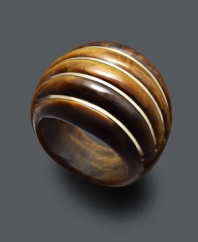 A natural design with a neutral theme. This free-spirited style features a tiger's eye band accented by 14k gold. Size 7.