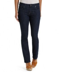 Want the skinny on the latest look? Levi's has you covered with these dark-washed, slim-fitting petite jeans, perfect for pairing with heels or tucking into tall boots.