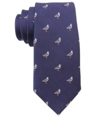 Nail that East coast prepster style with this iconic bowtie from Tommy Hilfiger.