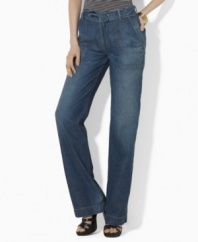 Lauren Jeans Co.'s chic wide-leg petite pant is finished with a drawstring waist for comfort and style.