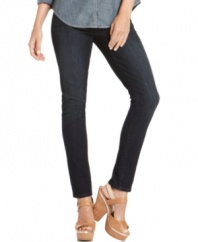 Made from an ultra-stretchy fabric blend, these petite jeggings from Calvin Klein Jeans are perfect for layering with tunics or loose-fitting shirts. Pair them with platform sandals for a leg-lengthening look!