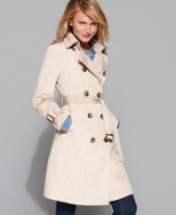 The very definition of timeless: London Fog's petite trench coat features crisp, classic touches for a look that's always in style.