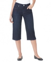 What a cut! Style&co.'s petite cropped denim makes a statement with a below-the-knee capri length.