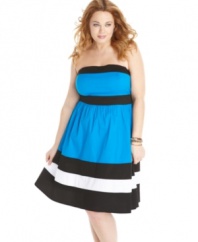 Lock up an on-trend look with Trixxi's strapless plus size dress, showcasing a colorblocked pattern.