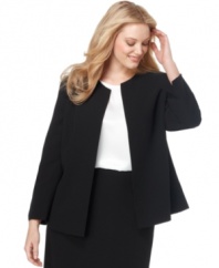 The swing fit of this plus size Kasper jacket will add a sleek look to your ensemble. Try with a silky cami tucked into high-waisted pants.