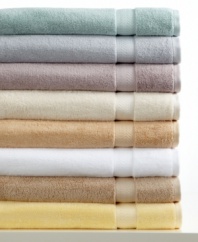 Charm your bath with comfort. This Classic bath towel from Charisma boasts luxurious Egyptian cotton for an ultrasoft hand, offered in a spectrum of  soothing hues.