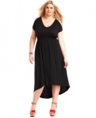 Punctuated by a high-low hem, Eyeshadow's cold-shoulder plus size maxi dress is an essential for on-trend spring style!