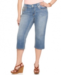 Seven7 Jeans' plus size denim capris are essentials for your warm weather wardrobe-- pair them with all your new tanks and tees! (Clearance)