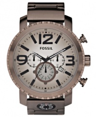 Send your style in a new direction with this chronograph Gage collection timepiece with an added compass from Fossil.