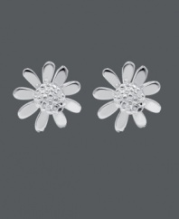 Spring for sweet, summery style. Unwritten stud earrings feature a detailed sunflower crafted in sterling silver. Approximate diameter: 3/8 inch.